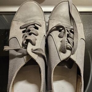 SOREL GREY SHOES NWOT